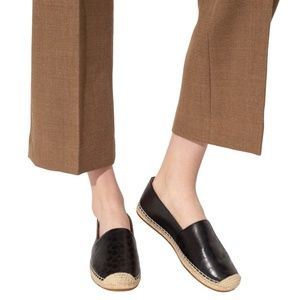 COACH Carley Perforated Leather Logo Espadrille Slip Ons Flats Shoes WORN 1x
